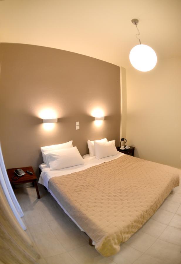 Galaxy Hotel ลูตราอิปาตริส ภายนอก รูปภาพ