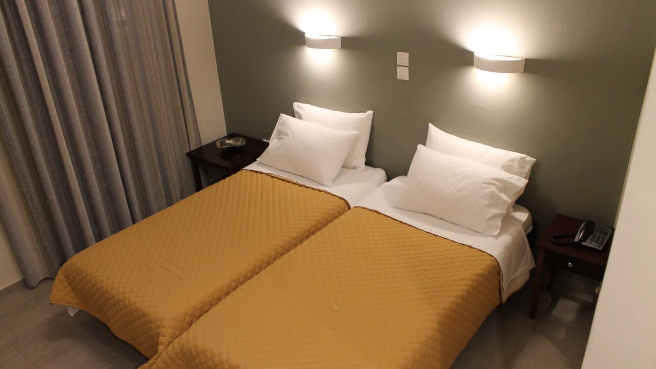 Galaxy Hotel ลูตราอิปาตริส ภายนอก รูปภาพ