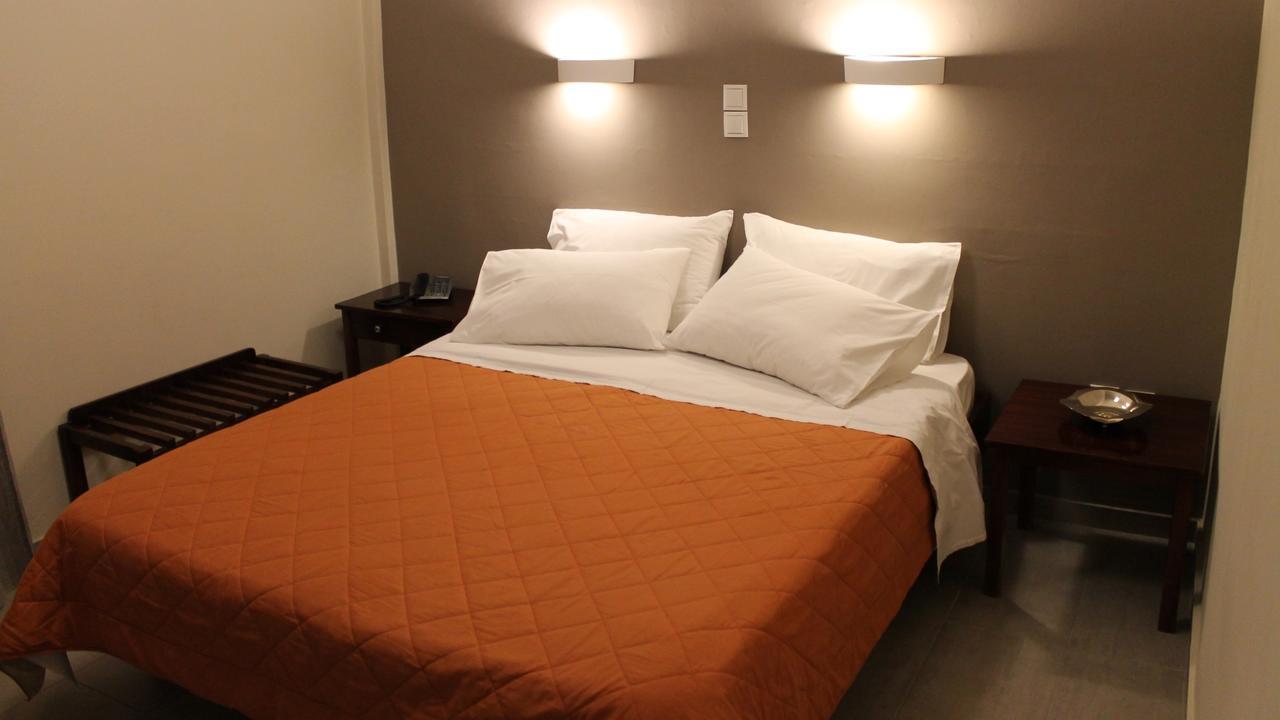 Galaxy Hotel ลูตราอิปาตริส ภายนอก รูปภาพ